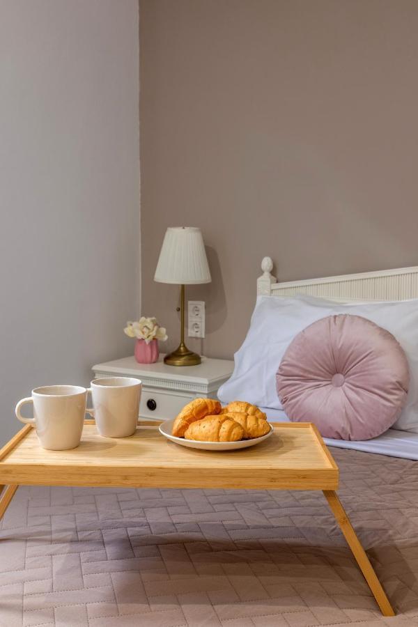 Elegant City Apartment イラクリオン エクステリア 写真