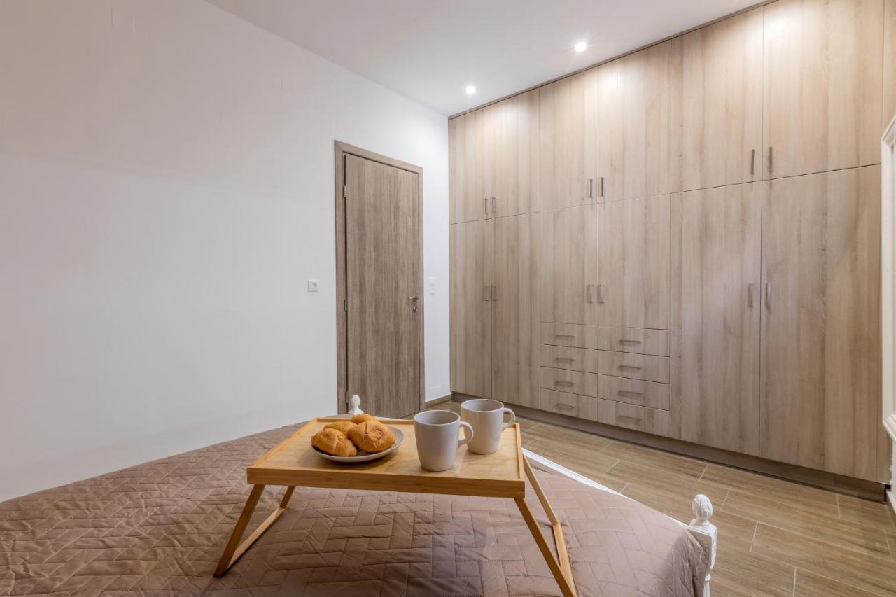 Elegant City Apartment イラクリオン エクステリア 写真